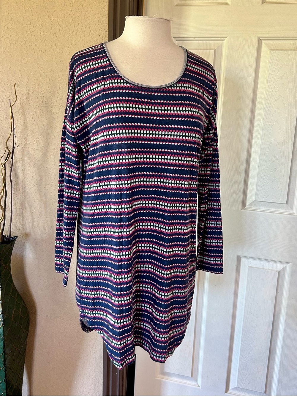 Victoria’s Secret Lightweight Long Sleeve Nightgown